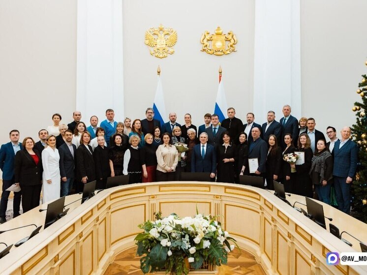 Губернатор Тюменской области поздравил работников СМИ с профессиональным праздником