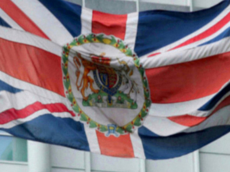 Дизен раскритиковал план Британии в отношении России из-за Гренландии