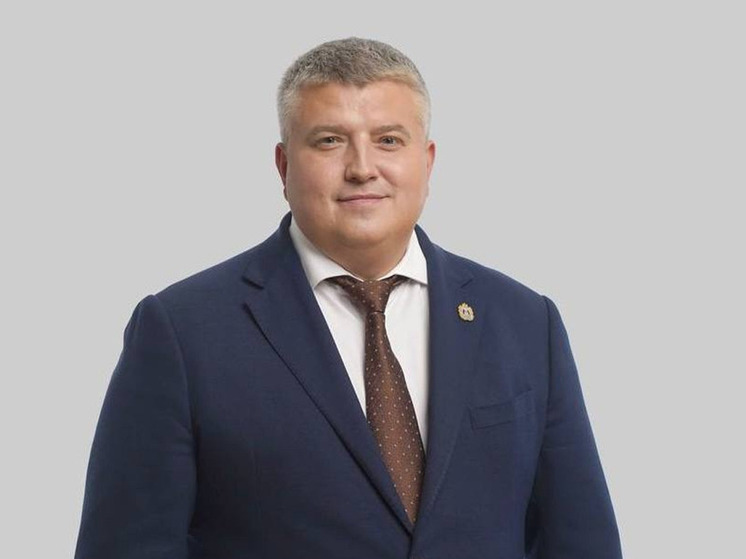 Дронов поздравил сотрудников и ветеранов СМИ с профессиональным праздником