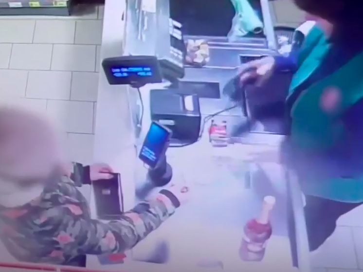 В Липецке сотрудница больницы попалась на краже банковской карты