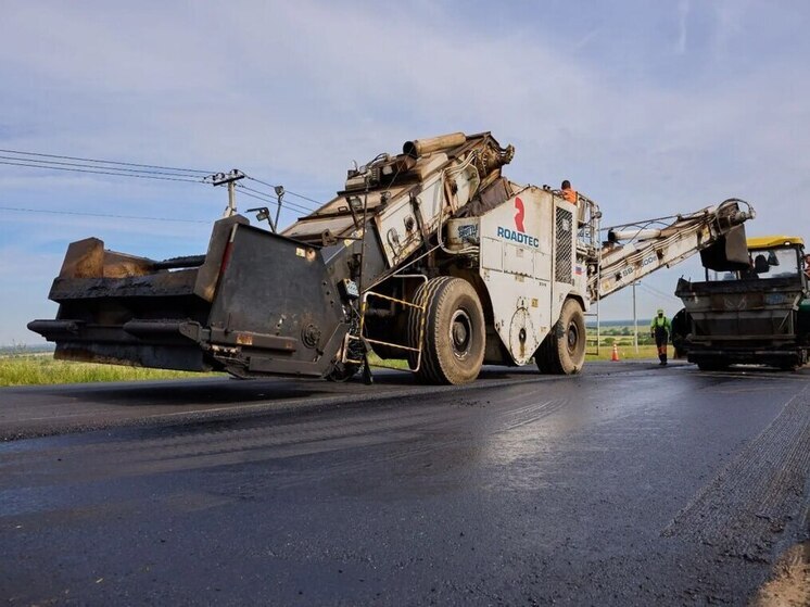 В Ленобласти отремонтируют дороги с высокой транспортной нагрузкой