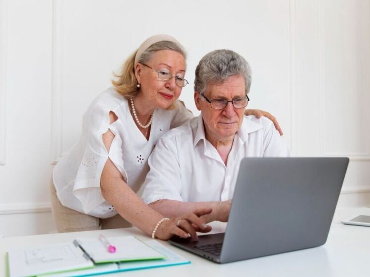  В ВТБ сообщили о возможности удаленно перевести пенсию клиентам Почта Банка