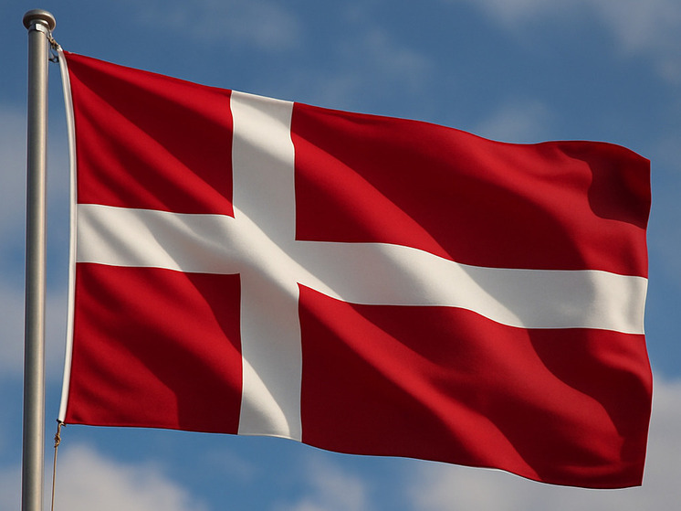 Премьер Гренландии заявил, что остров "не продается" и выбирает оставаться с Данией