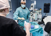 Уроженка Азербайджана Татьяна Рзаева поделилась в соцсетях жуткой историей о своей пластической операции в стамбульской клинике