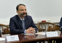 Дебабрата Чаттопадхьяй, назначенный генеральным консулом Индии в Екатеринбурге, провел рабочую встречу с министром международных и внешнеэкономических связей Свердловской области Вячеславом Яриным