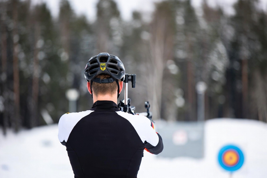 Немецких биатлонистов лишили победы на этапе Кубка мира