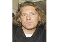 Умер Саша Олейников, ему было всего 60