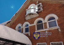 Двое мужчин, погибшие при отравление угарным газом в жилом доме в четверг в подмосковном Видном, были рабочими