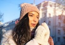 Зимой гардероб многих постепенно темнеет