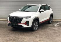 Китайский автопроизводитель Changan в 2026 году планирует показать российским покупателям пять новых моделей, среди которых будут и автомобили его суббренда Deepal