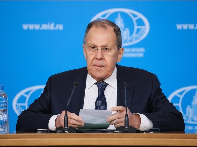 Лавров: те, кто «морочил голову» РФ с Минскими соглашениями, являются «жульем»