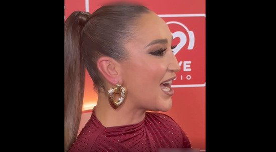 Бузова пожаловалась на жизненные неудобства 