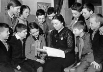 17 февраля исполнилось 120 лет со дня рождения Агнии Барто – детской поэтессы, радиоведущей, сценариста фильмов, адресованных юному зрителю, лауреата главных государственных наград СССР