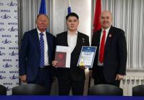 Герой Российской Федерации Балдан Баирович Цыдыпов в эти дни получил диплом магистра по программе «Государственное и муниципальное управление» Московского финансово-юридического университета