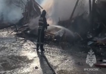 В Приволжском районе Астраханской области утром произошел пожар в административном здании