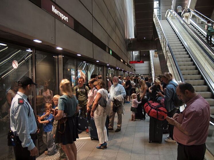 Туристы застряли не только в ОАЭ, но и в Азии: стыковочные рейсы под угрозой