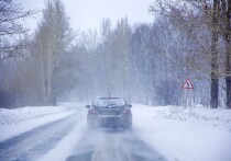 В связи со снегопадом, метелью, гололедицей и образованием снежных заносов на федеральной трассе М-5 «Урал» введены временные ограничения для движения пассажирского и тяжеловесного транспорта