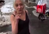 Представьте картину: подмосковные Люберцы, за окном сугробы, прохожие кутаются в пуховики, пряча носы от колючего ветра