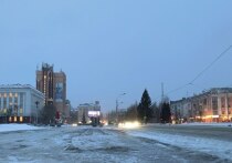 В Барнауле, как и во всем Алтайском крае, продолжает действовать штормовое предупреждение