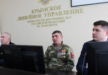 В Крымском линейном управлении МВД России на транспорте состоялась встреча с гвардии капитаном, заместителем командира батальона морской пехоты Евгением Ивановым