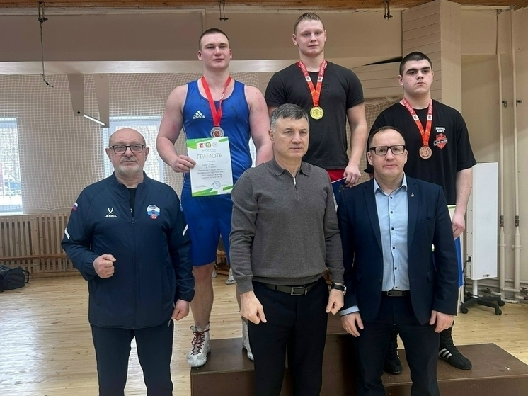 Всеволожские боксеры выиграли медали на Первенстве СЗФО