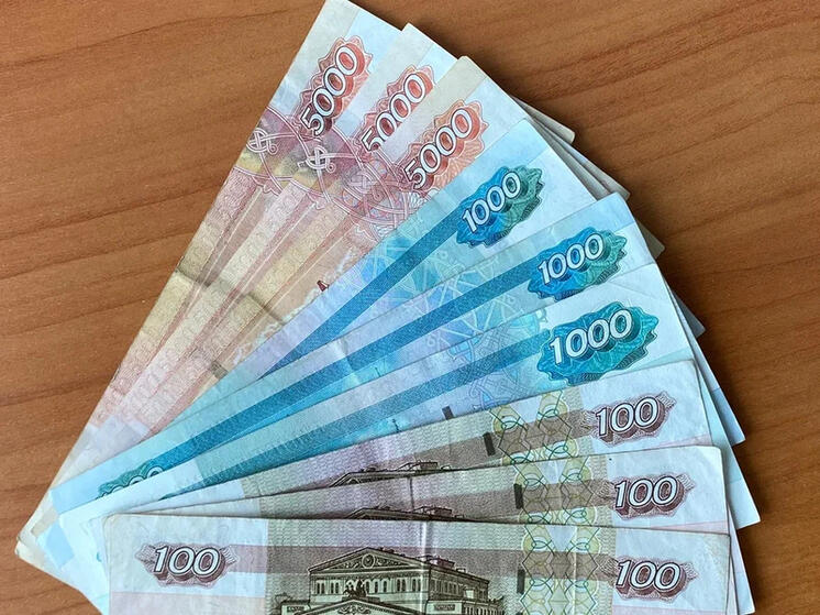 У разработчиков ПО зарплата выросла за год на сто тысяч рублей - СМИ