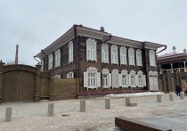 Памятник деревянного зодчества на углу улиц Ленина и Вейнбаума обрёл нового владельца