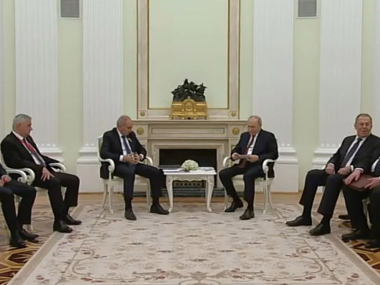 Путин объяснил позицию ОДКБ по Карабаху на встрече с Пашиняном