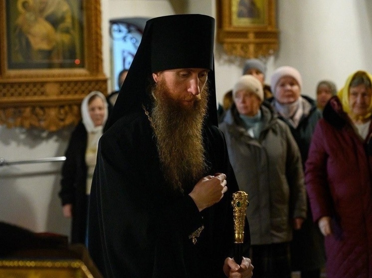 Епископ Великолукский и Невельский Варнава поздравил жителей региона с Пасхой