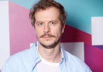 Тихон Жизневский - актер Александринского театра, ставший популярным после выхода отечественной франшизе про майора Грома, где он сыграл главную роль