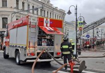 Пожарным удалось локализовать возгорание в старинном особняке на Пятницкой улице