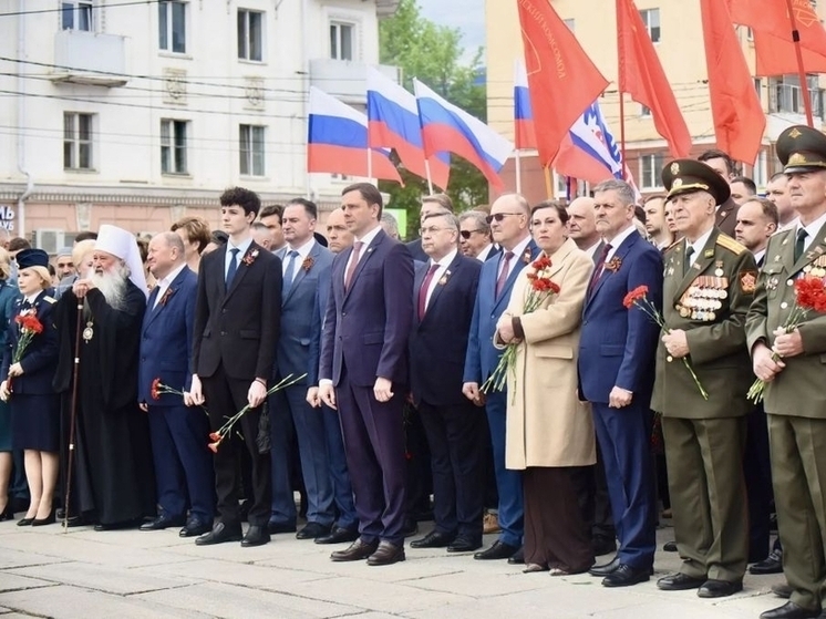 Глава Орловской митрополии принял участие в праздничном митинге