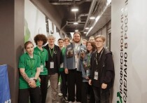 Более 8 тысяч участников из 19 стран приняли участие в финале чемпионата «Профессионалы» по компетенциям креативных индустрий и информационных технологий. Новгородчину представили трое студентов, которые в командном зачёте взяли золото во всех трёх компетенциях, сообщила пресс-служба правительства Новгородской области.