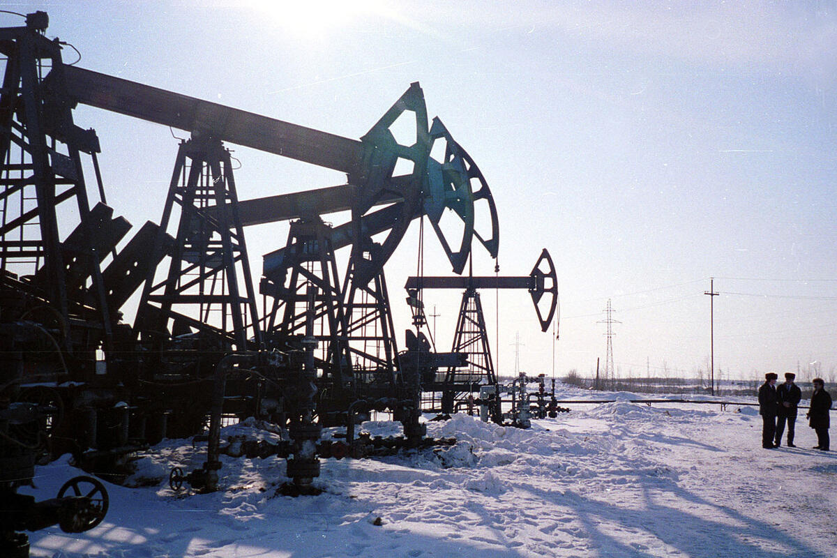 Снижающиеся цены на нефть могут ослабить рубль