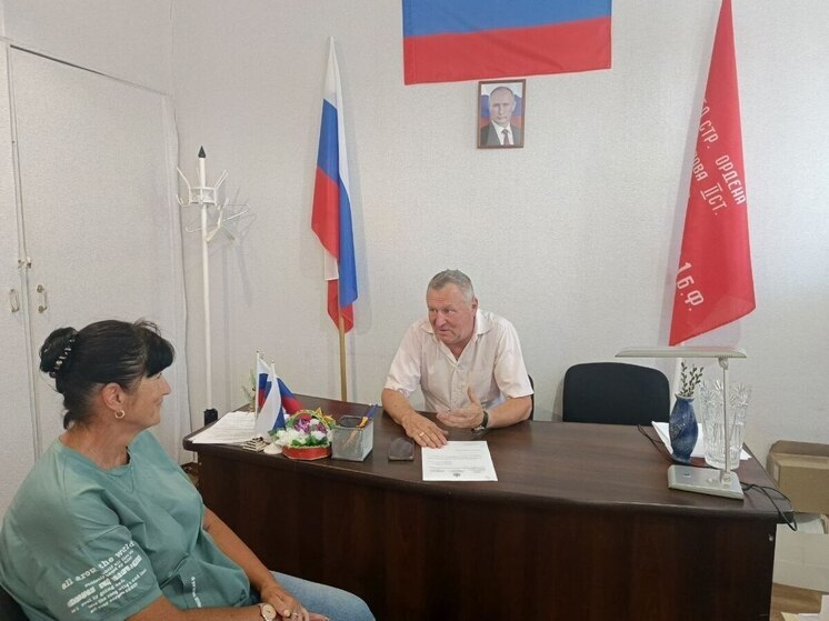 Коммунальщики заменили сгоревший насос и починили ЛЭП в Малокаховке и Раздольном