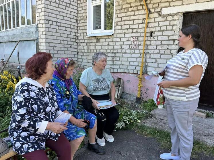 В Шумерле пожилым жителям рассказали о социальной помощи на дому