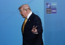 Президент США Трамп увольняет последних членов избирательной комиссии, что вызывает опасения по поводу "хаоса" в среднесрочной перспективе
