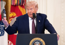 Дональд Трамп обвинил Китай во вмешательстве в выборы 2020 года в телеобращении к нации в прайм-тайм, в котором продемонстрировал свою сохраняющуюся одержимость своим давним поражением от Джо Байдена, но оппоненты предупредили, что это дымовая завеса для его вмешательства в предстоящие промежуточные выборы в Конгресс