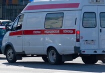 Годовалый ребенок госпитализирован после падения из окна квартиры на юге столицы во вторник днем