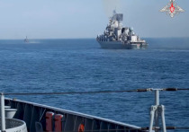 В акватории Баренцева моря прошло масштабное военно-морское учение с боевой стрельбой. Северный флот продемонстрировал свои возможности. Корабли и подлодки отработали одну из главных задач — уничтожение надводной группировки условного противника на дальних подступах к российским рубежам.

