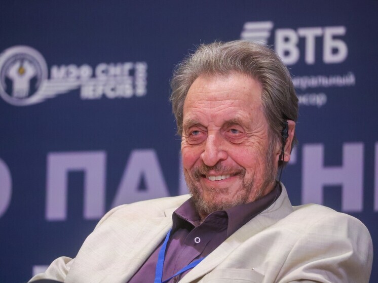 Иссыхающий, скудный летний информационный поток особенно скуп, увы, на добрые вести