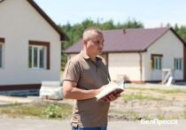 История о работнике строительной отросли Сергее Чупакове.