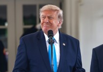 Окружной суд в США вынес решение, запрещающее почтовой службе исполнять указ президента Дональда Трампа, который ограничивал голосование по почте перед предстоящими ноябрьскими выборами в Конгресс