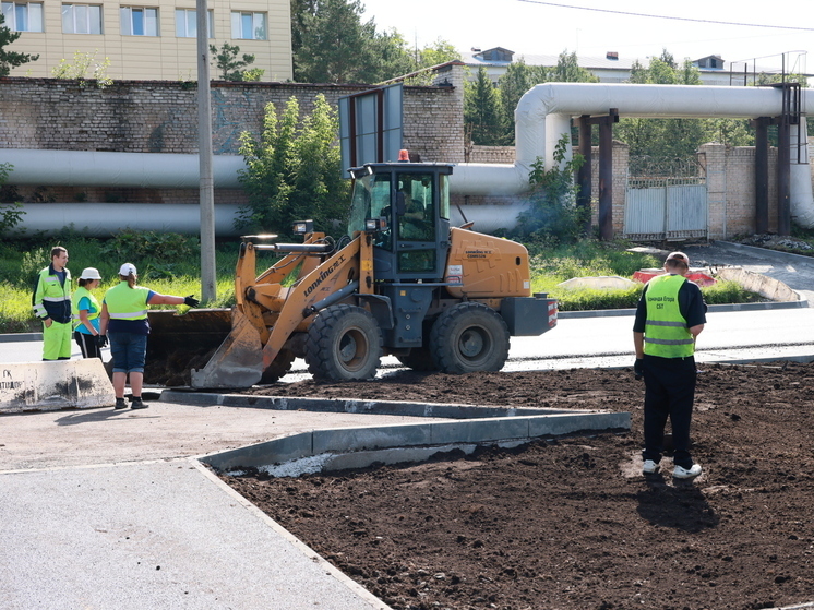 В мегаполисе продолжается активная фаза дорожного строительства