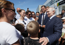 Владимир Путин впервые посетил Итуруп - самый большой остров Курильской гряды