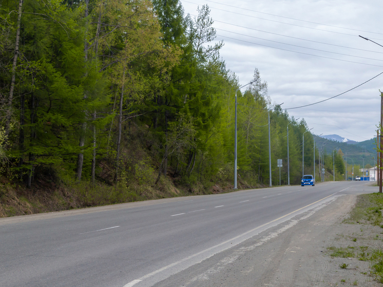 Крымский мост открыли для движения автомобилей