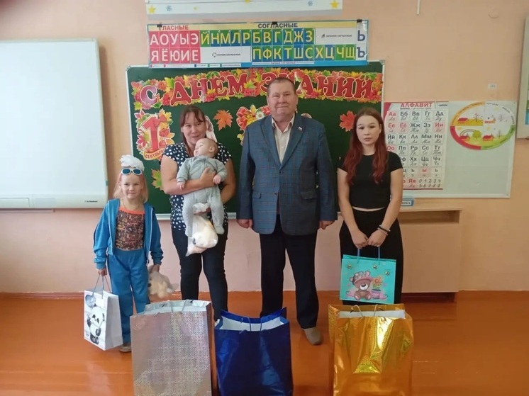 Пензенские чиновники помогают многодетным семьям готовиться к 1 сентября