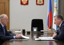 Помощник Президента России, председатель Морской коллегии Николай Патрушев провёл рабочую встречу с губернатором Архангельской области Александром Цыбульским