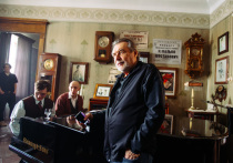 Алексею Учителю, режиссеру нашей жизни, — 75. 