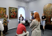 Унифицировать персональные идентификационные карты экскурсоводов и гидов-переводчиков намерены в Минпромторге